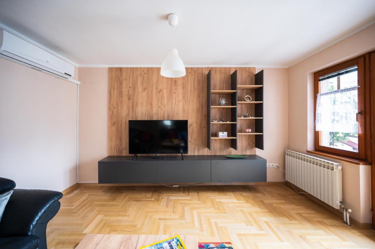 Duplex Apartment For Up To 12 People- Old Town 사라예보 외부 사진